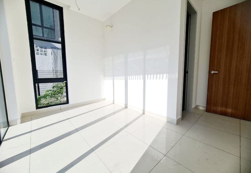 Taman Puchong Legenda