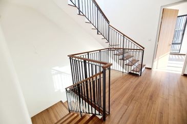 Taman Puchong Legenda