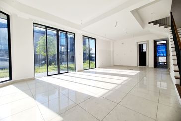 Taman Puchong Legenda