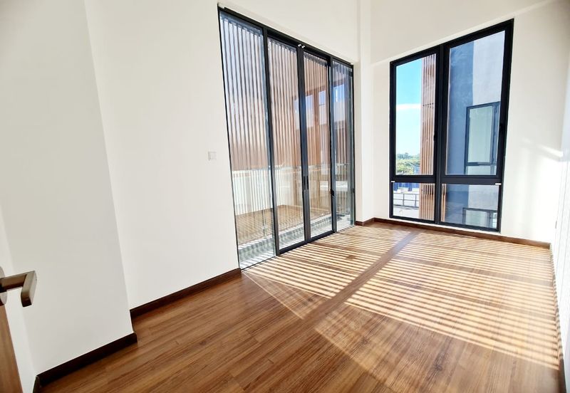 Taman Puchong Legenda