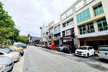 Prima Biz Hub, Taman Tasik Prima