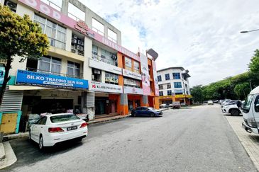 Prima Biz Hub, Taman Tasik Prima