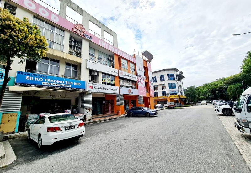 Prima Biz Hub, Taman Tasik Prima