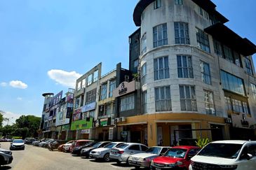 Prima Biz Hub, Taman Tasik Prima