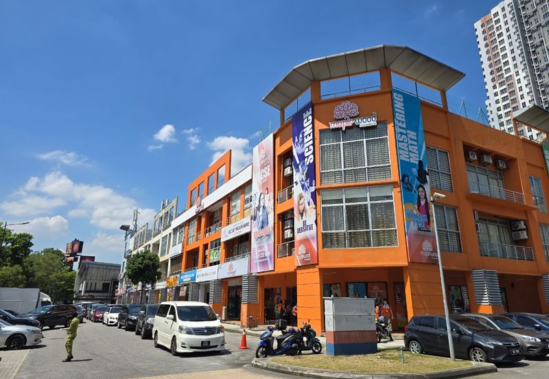 Prima Biz Hub, Taman Tasik Prima