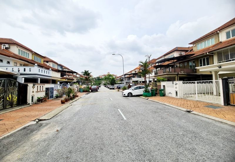 Taman Impian Indah (Paragon Heights)