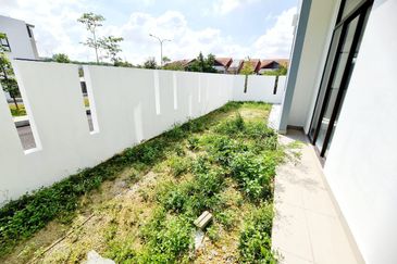 Legasi 2 , Bandar Kinrara