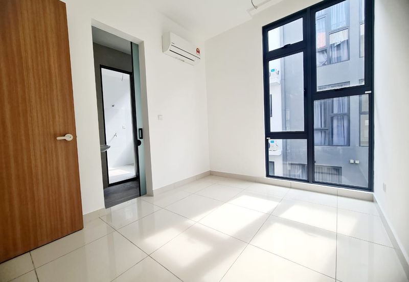 Taman Puchong Legenda