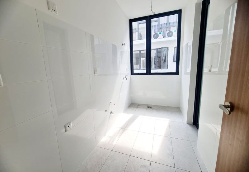 Taman Puchong Legenda