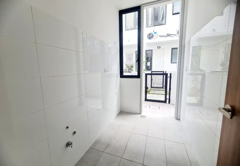 Taman Puchong Legenda