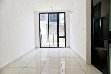 Taman Puchong Legenda