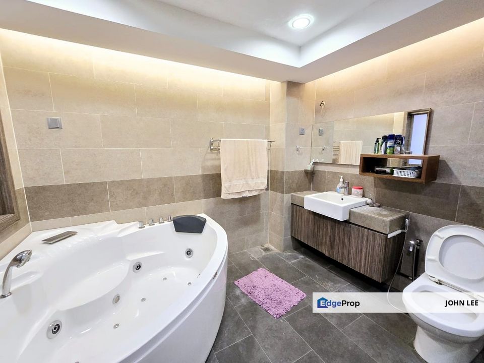 Lake Belva 2 Storey Superlink House, Selangor, Puchong