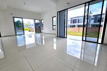 Bromelia Bukit Puchong