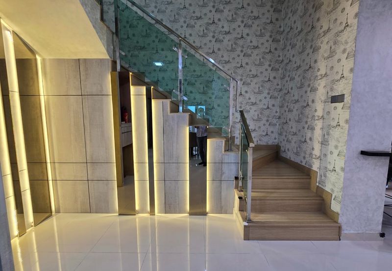 Taman Wawasan, Pusat Bandar Puchong