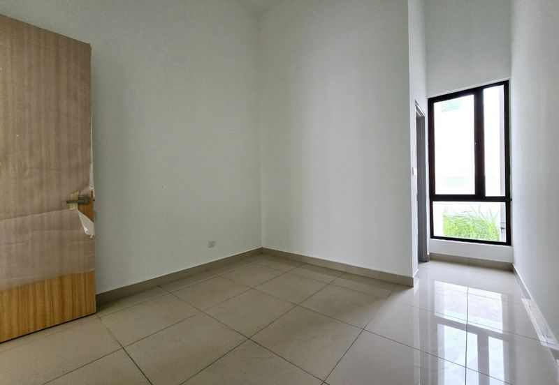 Legasi 2 , Bandar Kinrara