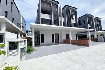 Bromelia Bukit Puchong