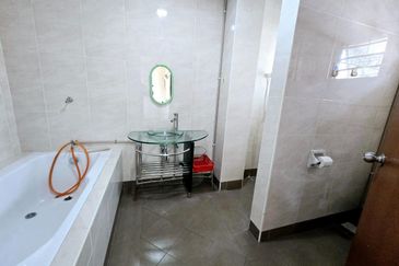 Taman Impian Indah (Paragon Heights)