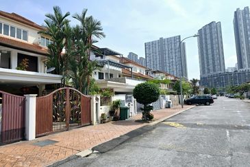 Taman Impian Indah (Paragon Heights)