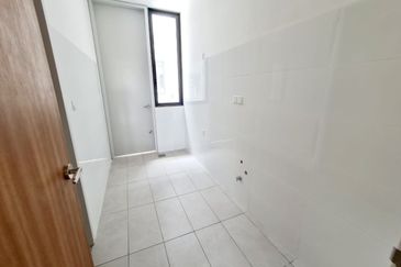 Taman Puchong Legenda