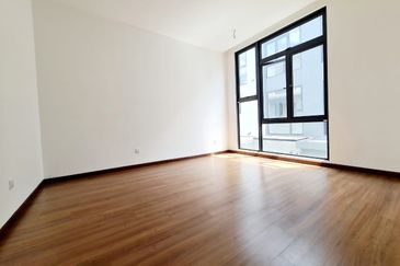 Taman Puchong Legenda