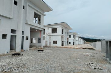 Sungai Gadut, Senawang