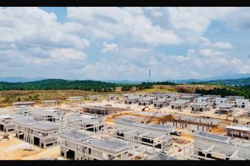 Sungai Gadut, Senawang