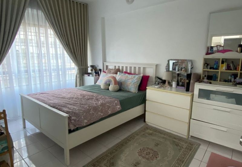 Vista Millennium Condominiums