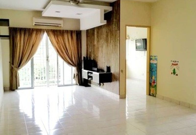 Puteri Bayu Apartment