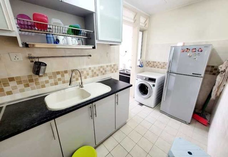 Puteri Bayu Apartment