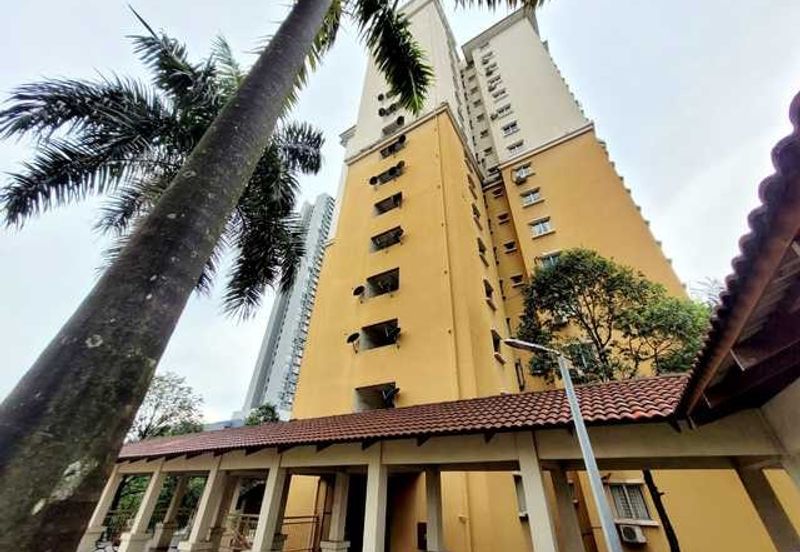 Puteri Bayu Apartment
