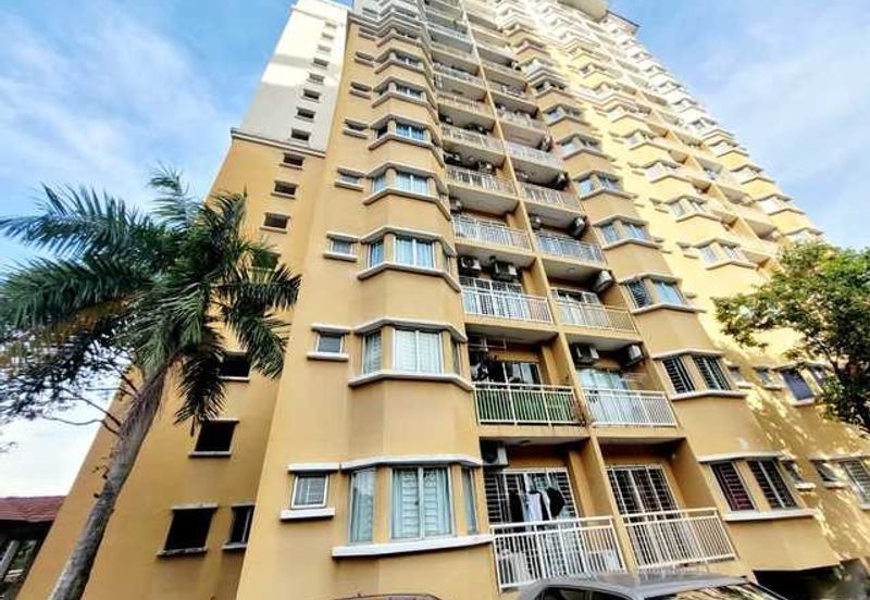 Puteri Bayu Apartment