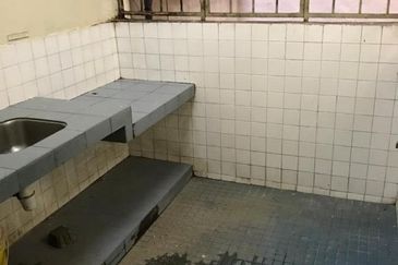 De Tropicana Condominium