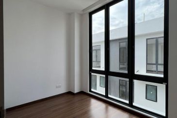 Taman Puchong Legenda