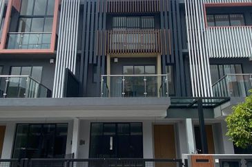 Taman Puchong Legenda