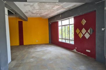 Dataran Otomobil, Seksyen 15