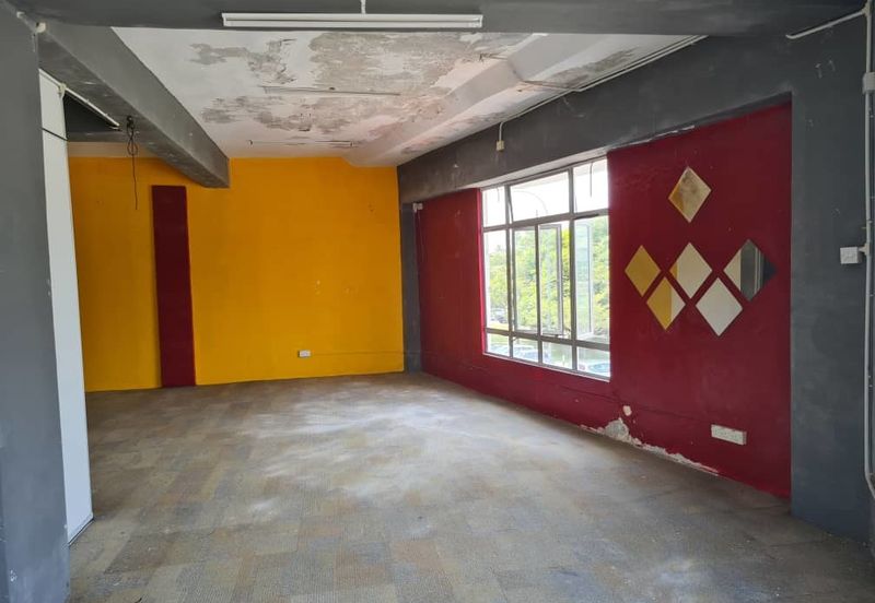 Dataran Otomobil, Seksyen 15