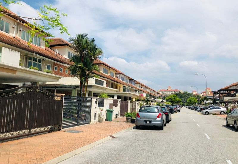 Taman Impian Indah (Paragon Heights)