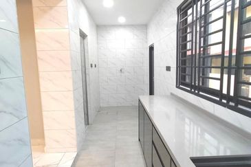 Taman Impian Indah (Paragon Heights)