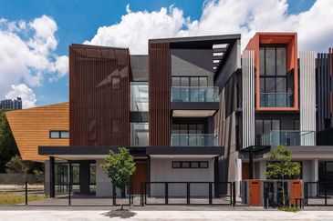 Taman Puchong Legenda