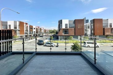 Taman Puchong Legenda