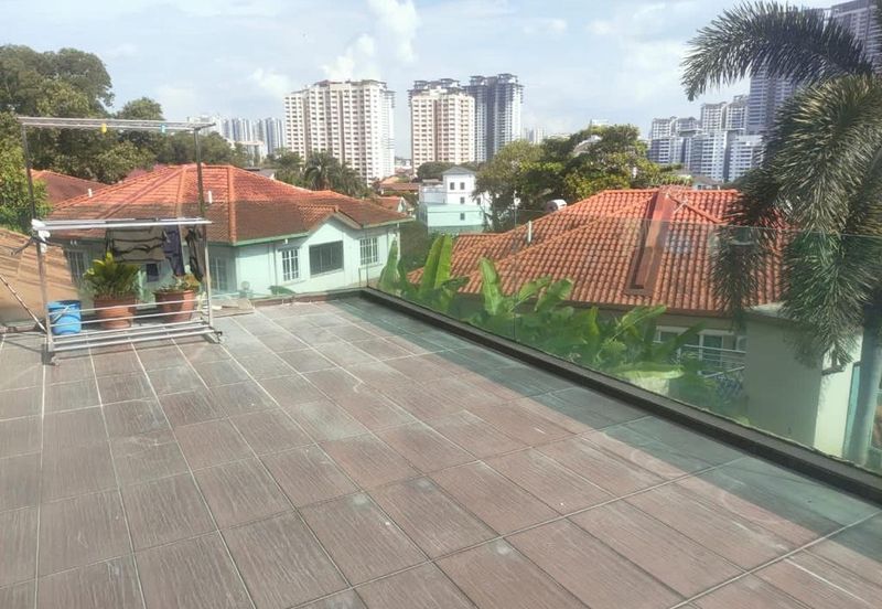 Taman OUG, Taman Yarl, Freehold Double sty Bungalow, Move in condition 9 rooms