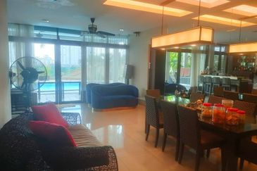 Taman OUG, Taman Yarl, Freehold Double sty Bungalow, Move in condition 9 rooms