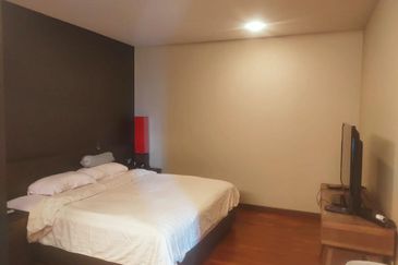 Taman OUG, Taman Yarl, Freehold Double sty Bungalow, Move in condition 9 rooms