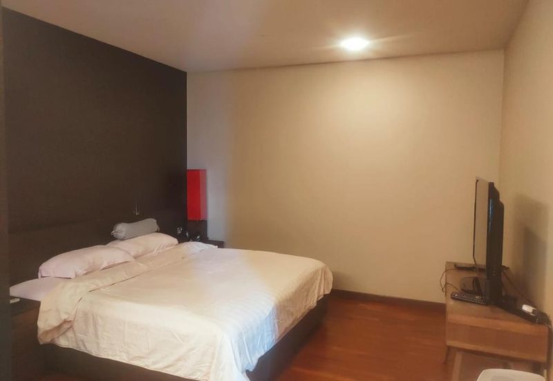 Taman OUG, Taman Yarl, Freehold Double sty Bungalow, Move in condition 9 rooms