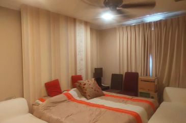 Taman OUG, Taman Yarl, Freehold Double sty Bungalow, Move in condition 9 rooms