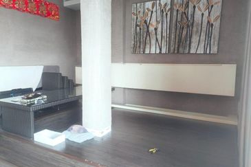 Taman OUG, Taman Yarl, Freehold Double sty Bungalow, Move in condition 9 rooms
