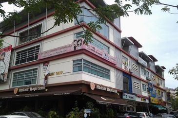 Bukit Jalil, Jalil link, Kuala Lumpur, 4 storey Shop