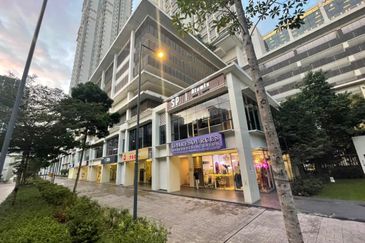 Bukit Jalil City Signature Shop, High ROI, 2 sty corner lot for sale