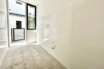 Taman Puchong Legenda