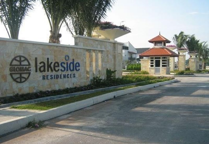 Lakeside Residences